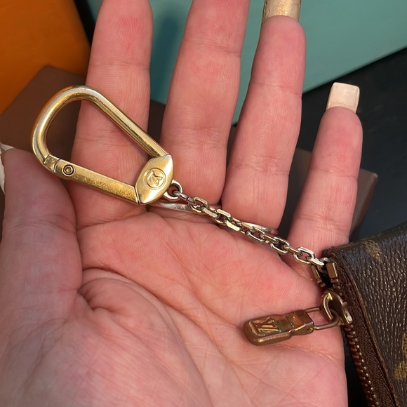 Louis Vuitton key cles pouch - Picture 9 of 11